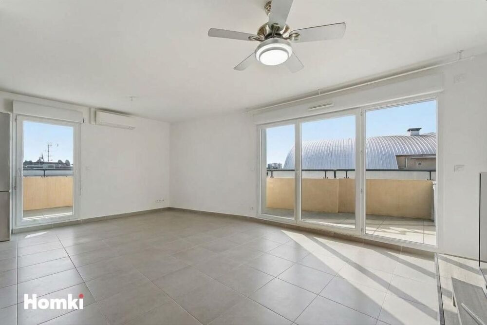 Vente Duplex/Triplex Antibes – Dernier étage – Duplex 4 pièces lumineux avec grande terrasse et double garage fermé Antibes