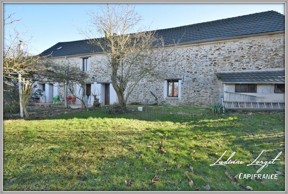 Maison 6 pièces, 4 chambres  174 m² habitables- grenier- cave-bucher- terrain de 598 m²-dépendance située entre Château-Thierry