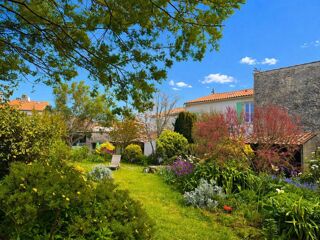  Maison à vendre 10 pièces 235 m²