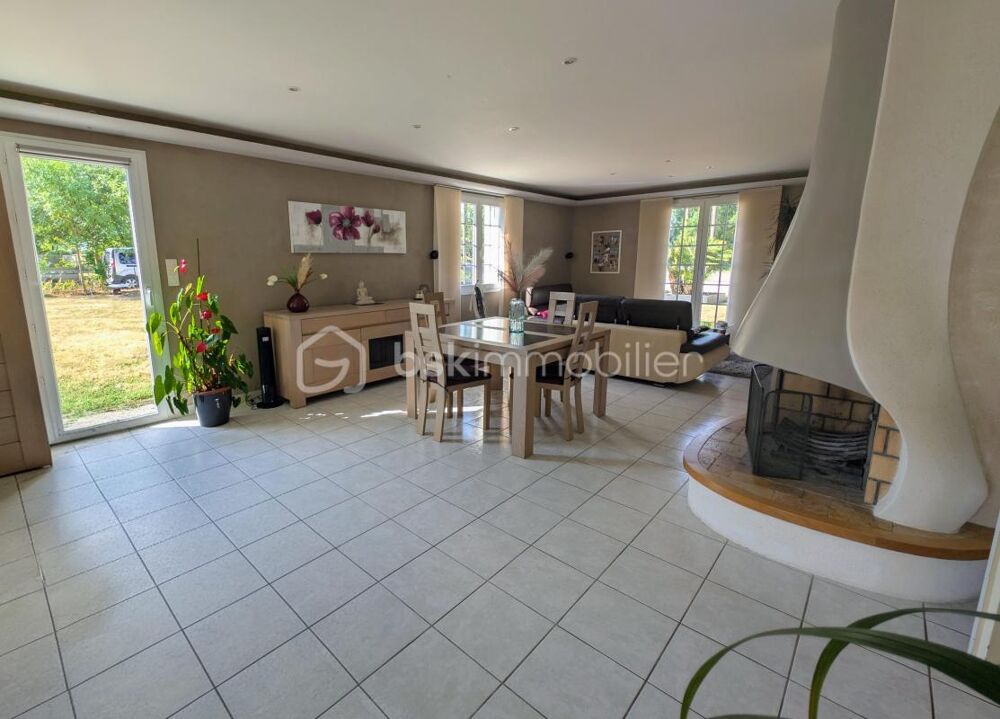 Maison familiale 4 chambres + bureau - Grand Garage et Grand jardin