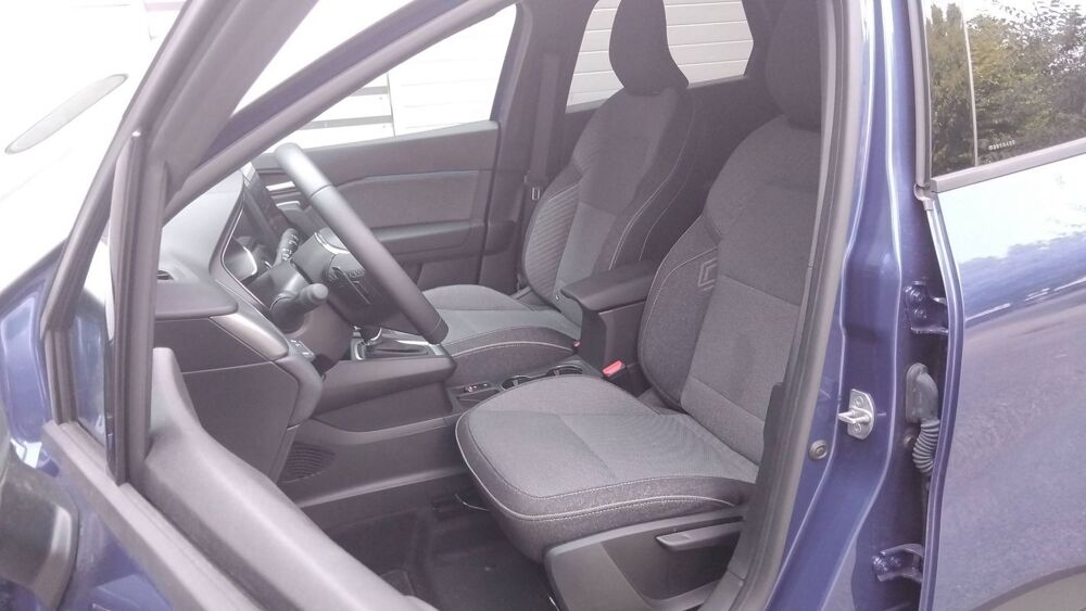 Captur phase 2 MILD HYBRID 160 Techno 2024 occasion 69007 Lyon