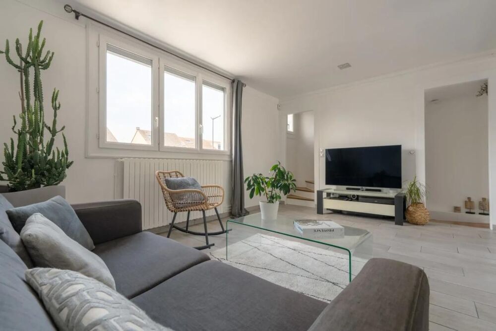 Maison rénovée 6 pièces 153 m² à Antony