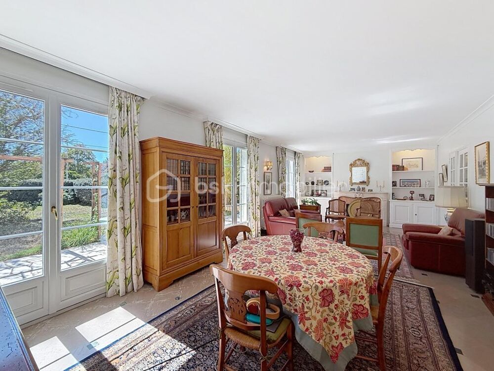 Vente Maison JOUÉ-LÈS-TOURS / LIMITROPHE CHAMBRAY-LÈS-TOURS – Grande maison familiale de 180 m2 sur un magnifique terrain arboré de 1 200 m² Joue les tours