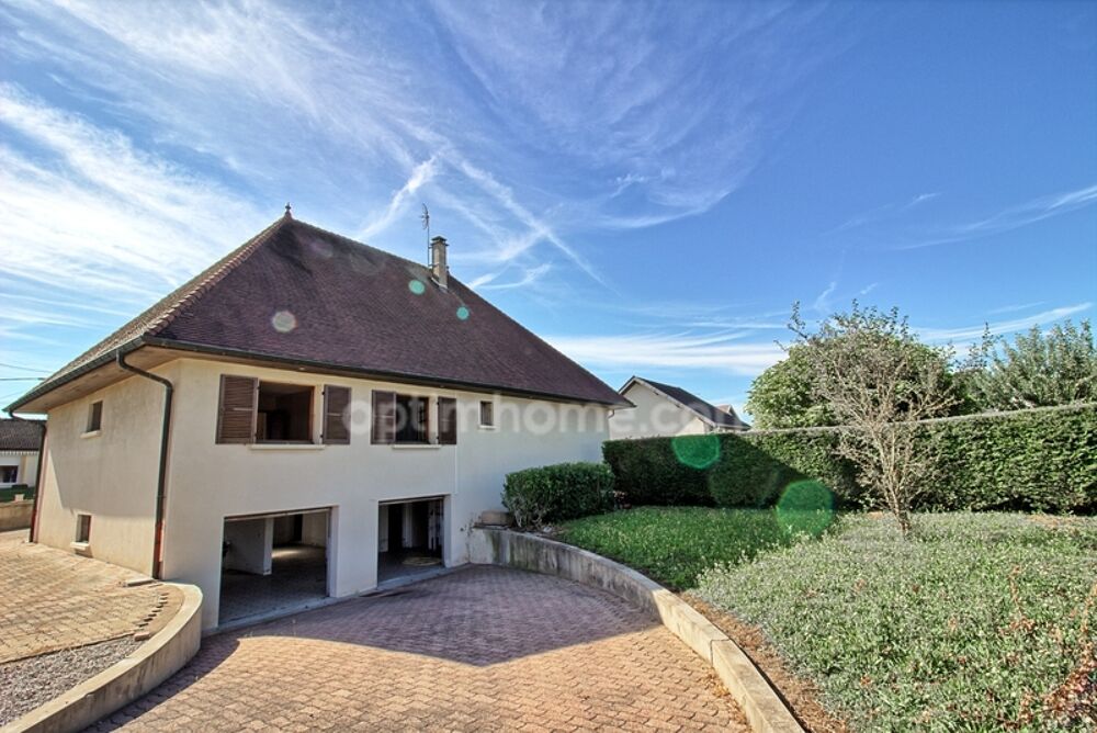 À Vendre : Maison Familiale sur Sous-Sol à Tavaux Village