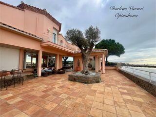  Maison  vendre 8 pices 320 m