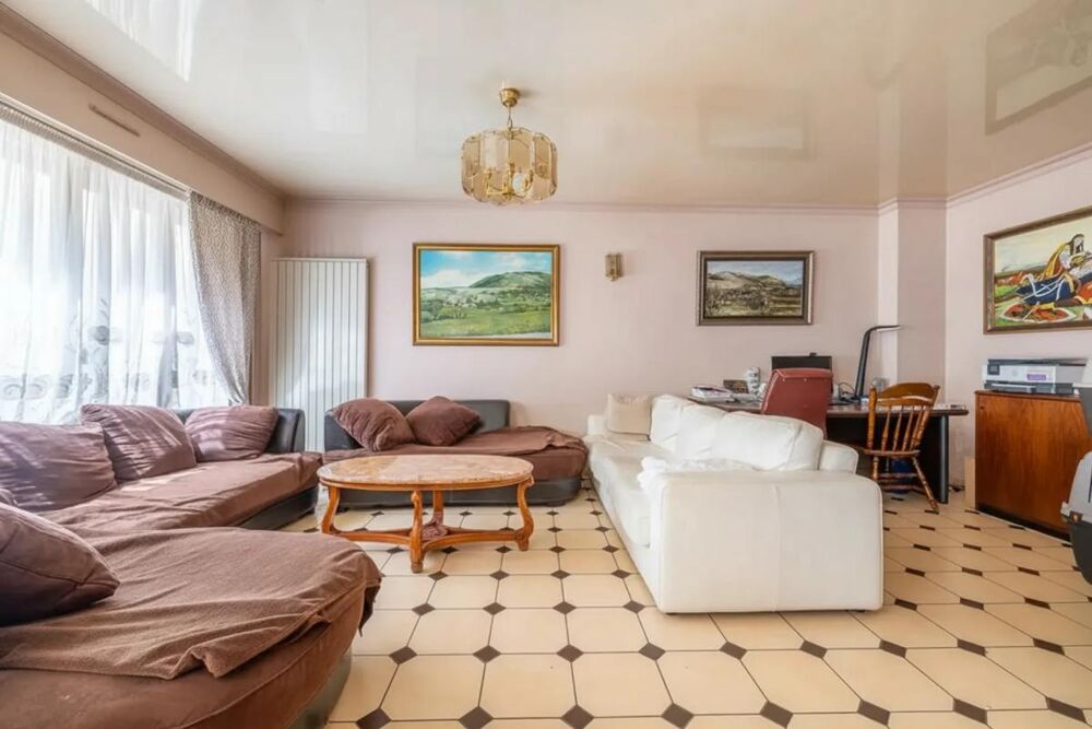 Maison de 9 pièces de 450 m² à Noisy-le-Sec