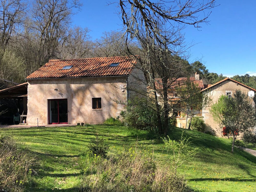  vendre  Proprit/chteau Montrem (24110)