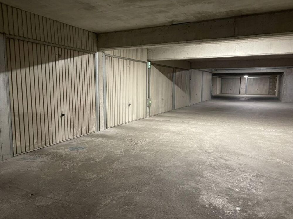 Vente Parking/Garage Box fermé en sous-sol - LYON 3ème - Cours Albert Thomas Lyon 8