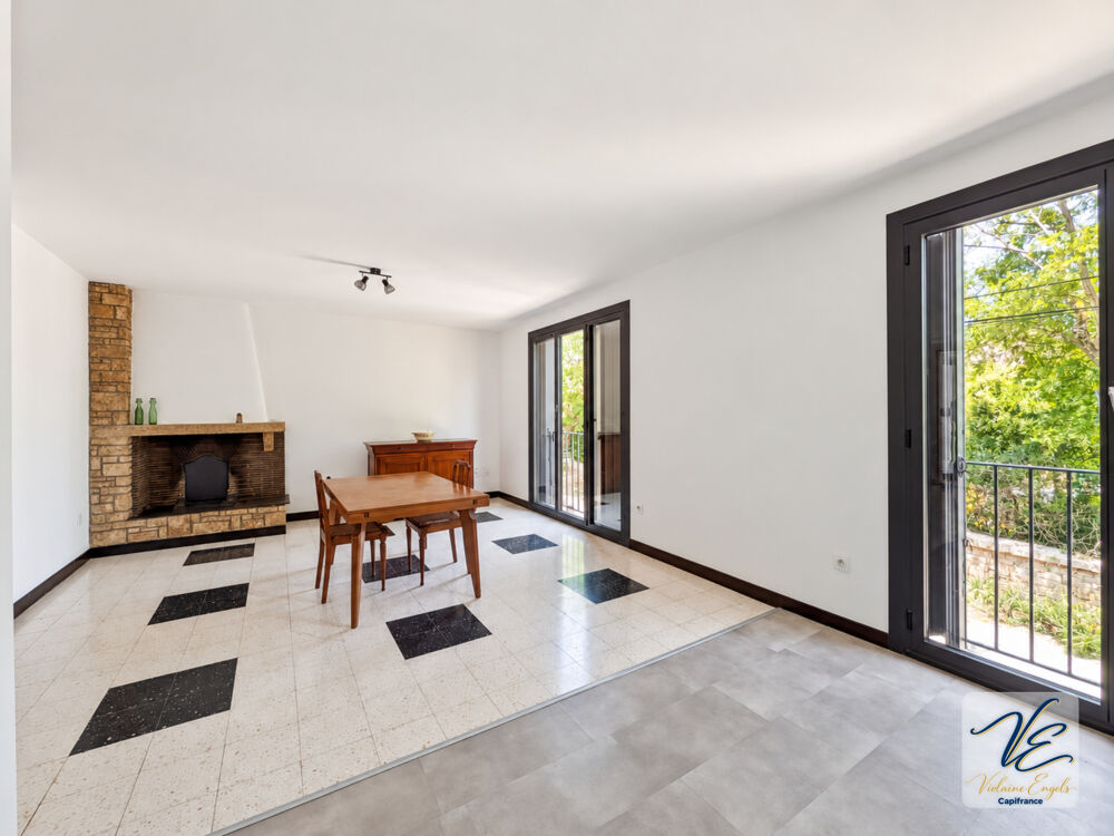 Maison rénovée à Siran  3 chambres, terrasse, cour et grand garage de 60 m²
