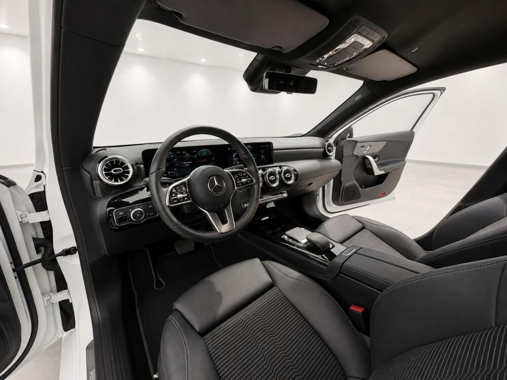 Classe CLA 1&deg; Main / 2L 190cv 8G-DCT - 2021 CUIR/CAMERA/T&eacute;L/GPS ** rare 2021 occasion 60430 Abbecourt