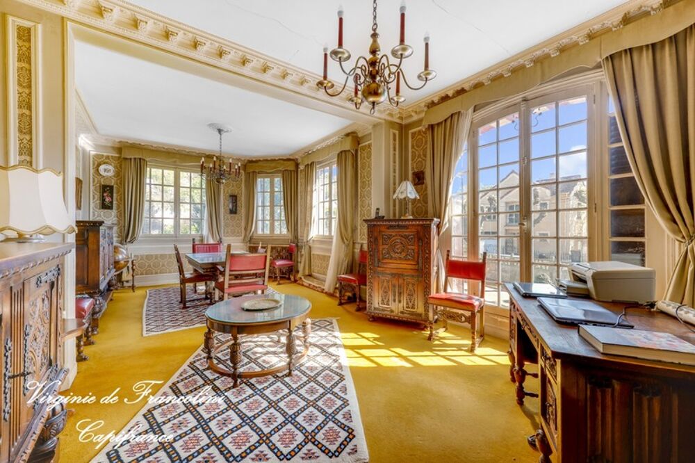 A vendre-Propriété avec Vue sur la MarneParc Arboré, Pavillon Indépendant & Berge Privative-Parcelle de 1890m2-304 m2