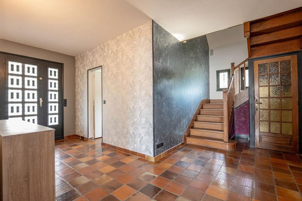 LIEUX UNIQUES ® x PROPRIÉTÉS PRIVÉES PROPOSE MAISON DE 1976 NEUNG-SUR-BEUVRON 196 M²