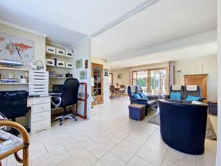  Villa à vendre 4 pièces 130 m²
