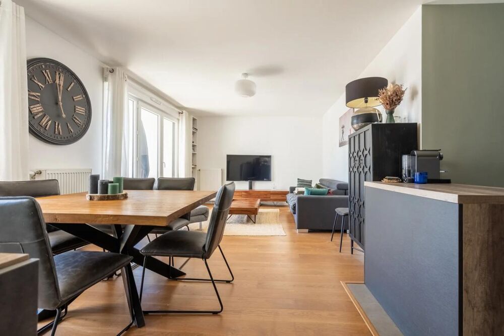 Appartement 3 pièces de 66 m² à Romainville