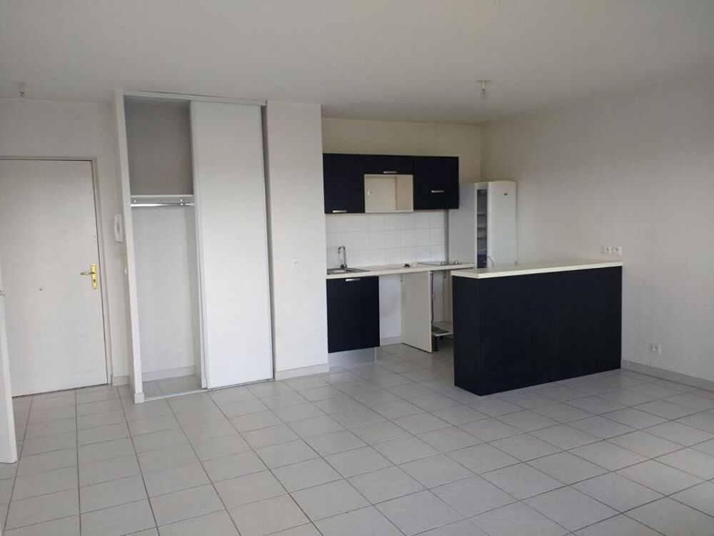 Vente Appartement VIDAUBAN ? F2 LUMINEUX AVEC VUE DÉGAGÉE, BALCON ET  2 PARKINGS Vidauban