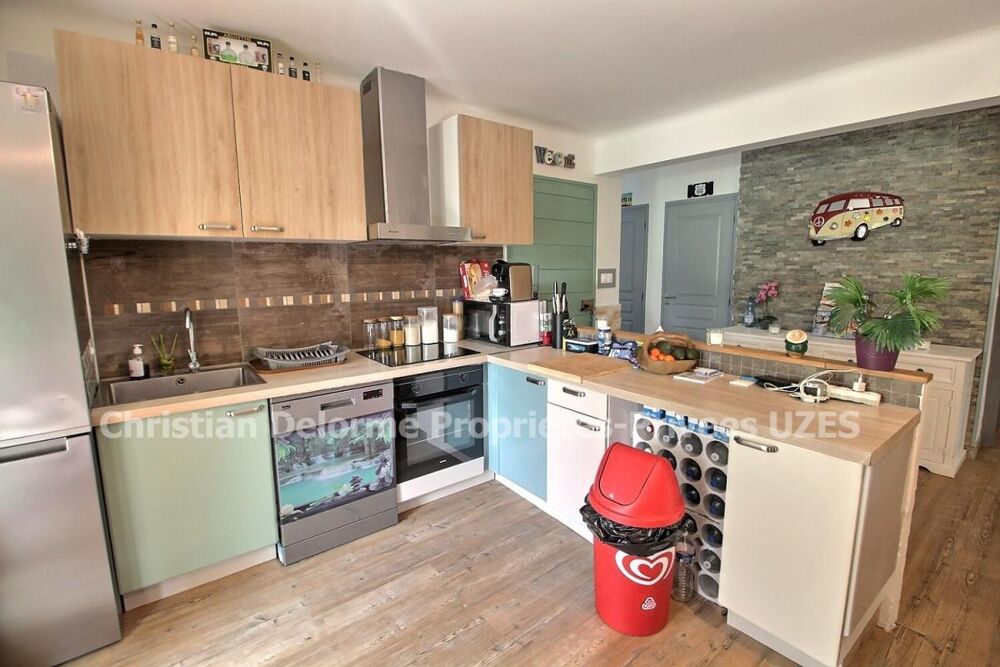 � vendre  Villa Uz�s (30700)