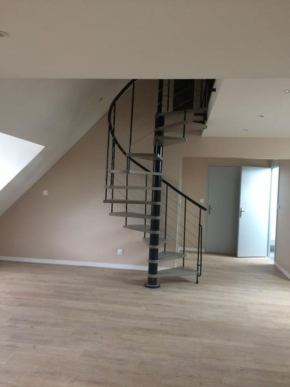 Location Appartement Appartement de 101m2 à louer sur Amiens Amiens