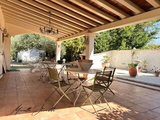 Vente Maison Maison A vendre BEAUCAIRE maison en pierre 5 pièces  127m² avec garage, terrasse et terrain attenant Beaucaire