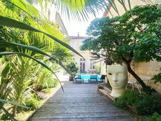  Htel Particulier  vendre 15 + pices 650 m