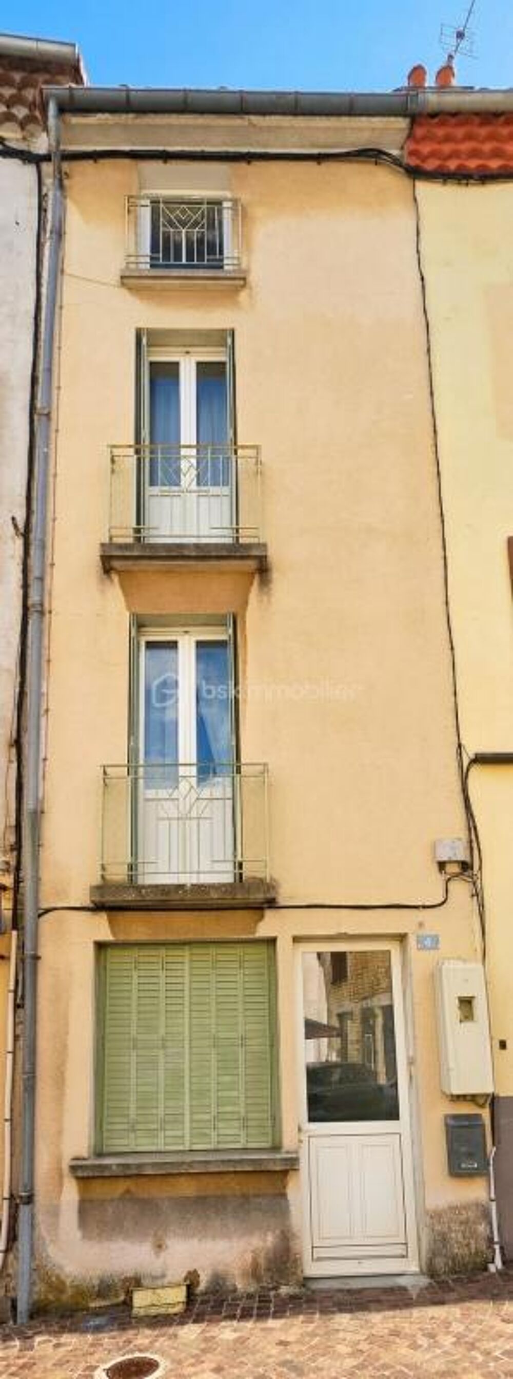 Charmante maison de ville avec potentiel, au coeur de la ville