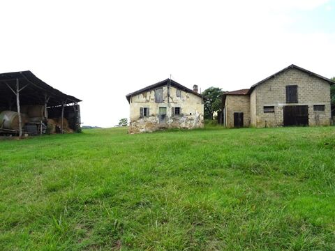   Landes 40700 Sainte-Colombe, corps de ferme avec 21ha 50a de terres Maison - 5 pi�ce(s) - 100 m�