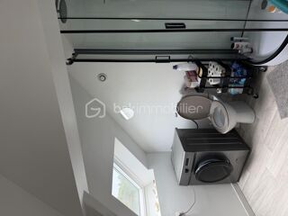 Vente Immeuble Immeuble de rapport - Local commercial avec 2 cellules - 2 appartements T2 Mouaze