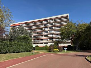  Appartement à vendre 6 pièces 142 m²