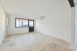  Appartement à vendre 6 pièces 146 m²