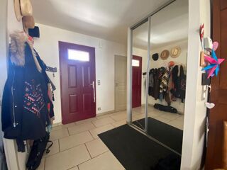  Maison  vendre 6 pices 143 m