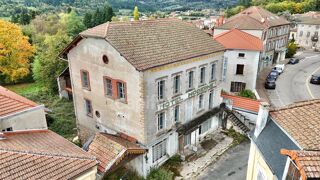 Vente Immeuble IMMEUBLE À RÉNOVER DE 480 M2 SUR 4 NIVEAUX, TERRAIN DE 623 M2, DÉPENDANCES, PROXIMITÉ DES COMMERCES Saint just en chevalet