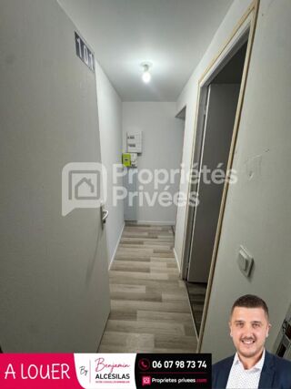  Appartement à louer 2 pièces 33 m²