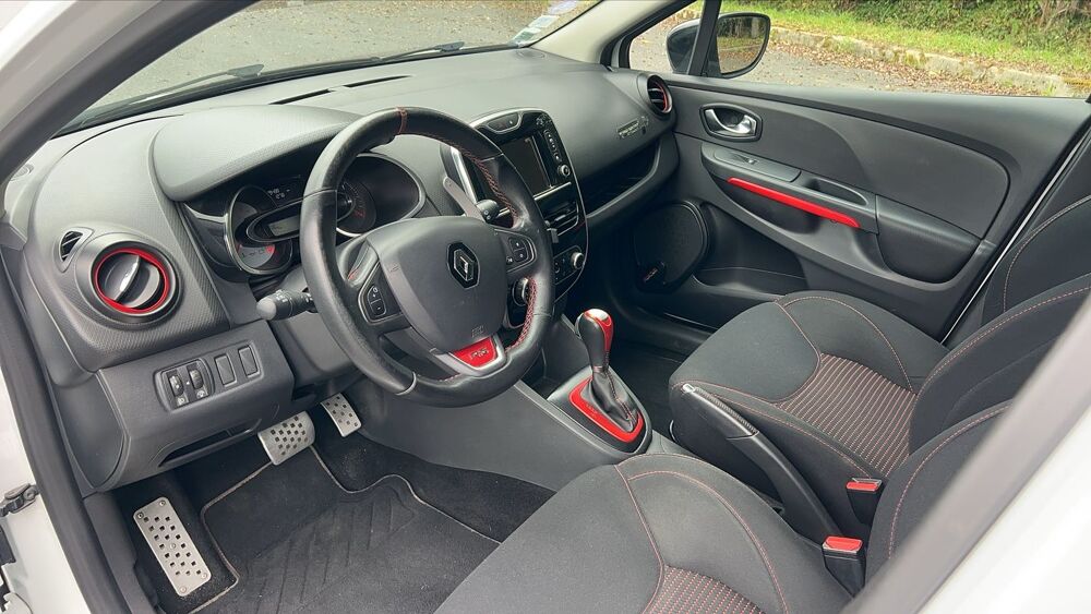 Clio IV 1.6 Turbo 200 EDC6 RS 2015 occasion 85230 Saint Urbain