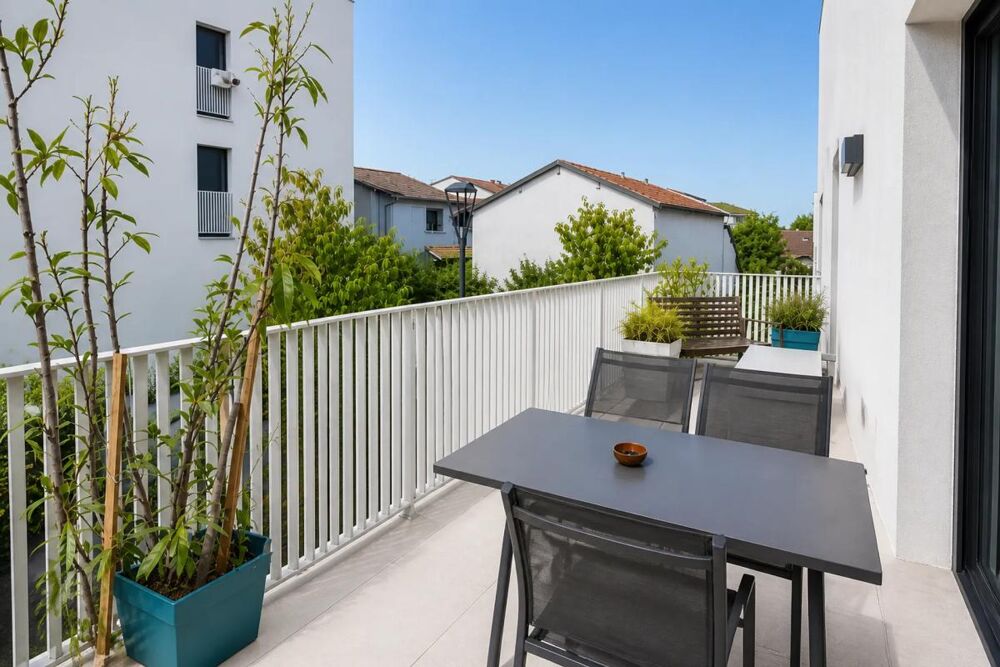 Appartement 3 pièces de 69 m² à Saint-Laurent-de-Mure