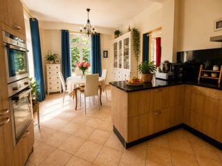  Propriété/château à vendre 9 pièces 253 m²