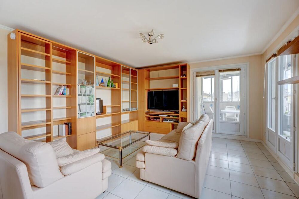 Vente Appartement Lyon 8 - T4 90,58 m² - Terrasse - Vue dégagée - Box en SUS Lyon 8