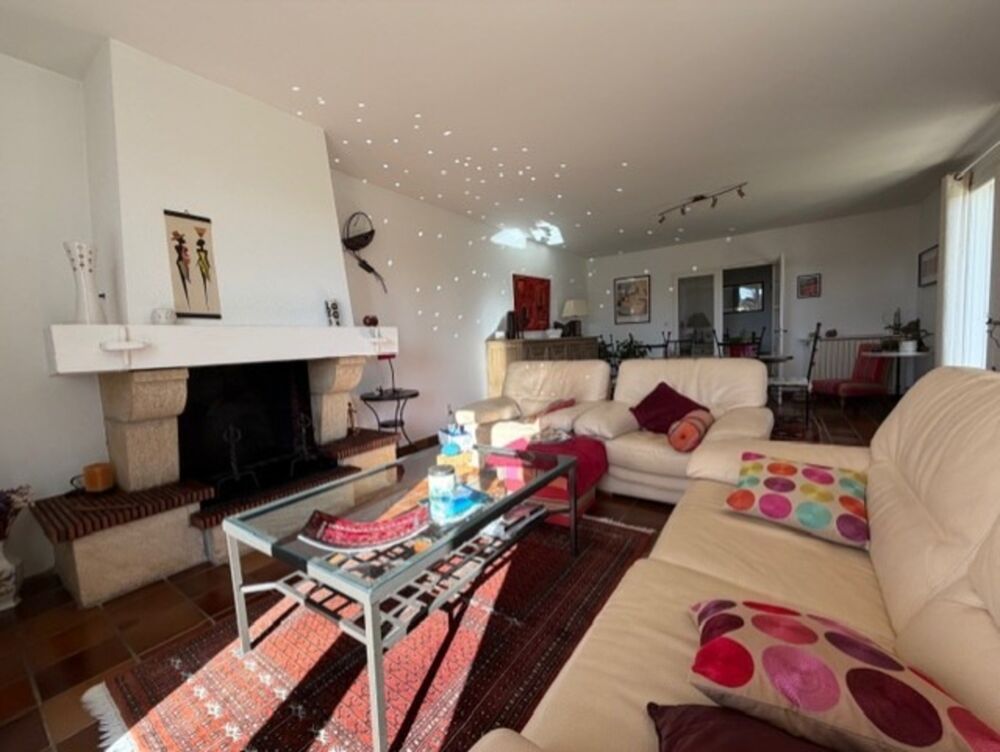 AIGNAN(32) : ELEGANTE MAISON TRADITIONNELLE des années 80, SANS TRAVAUX, 150m2 habitables, bien située à AIGNAN, sur 2.000m2, l