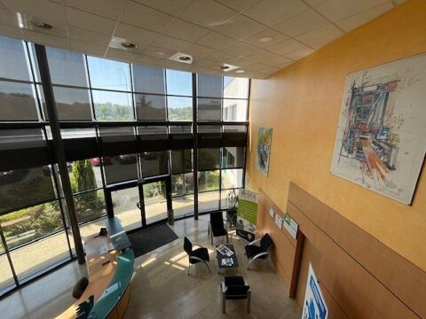 BUREAUX DE STANDING 1768800 71210 Ecuisses