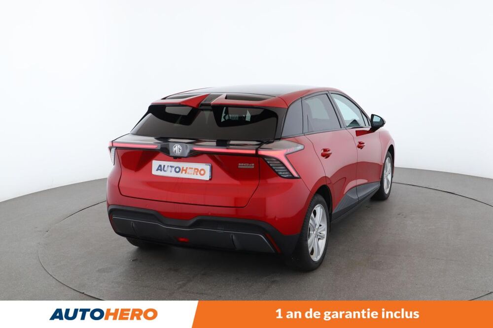MG4 EV 64kWh -150 kW 2WD Luxury 204 ch 2023 occasion 92130 Issy-les-Moulineaux
