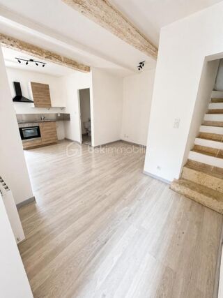  Immeuble à vendre 7 pièces 160 m²