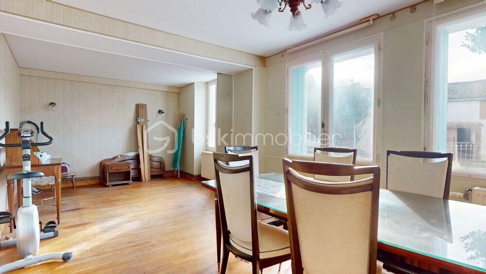 ? Maison + dépendance + terrain constructible  122 000 €  5 min de Saint-Savinien et d'Archingeay