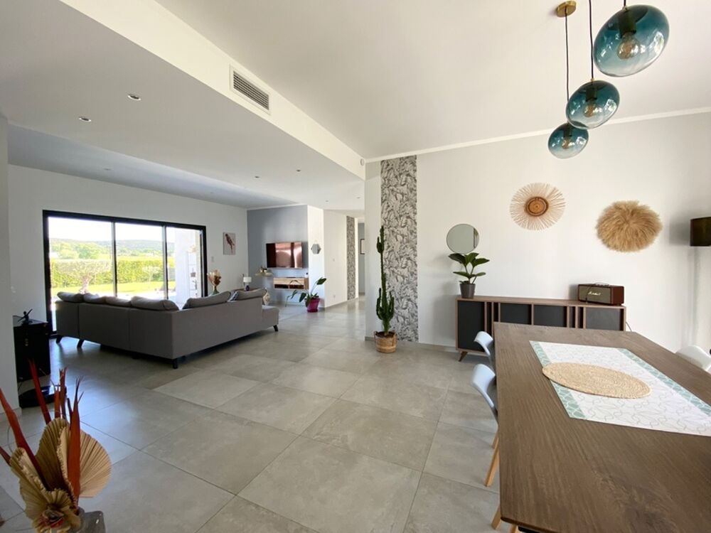  vendre  Maison Uzs (30700)