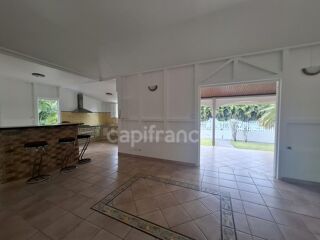  Maison  vendre 7 pices 158 m