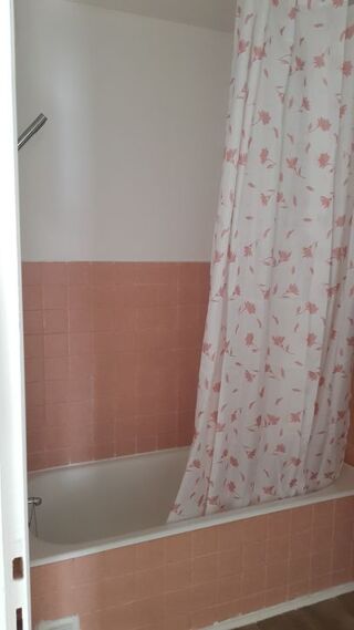  Appartement à louer 3 pièces 60 m²