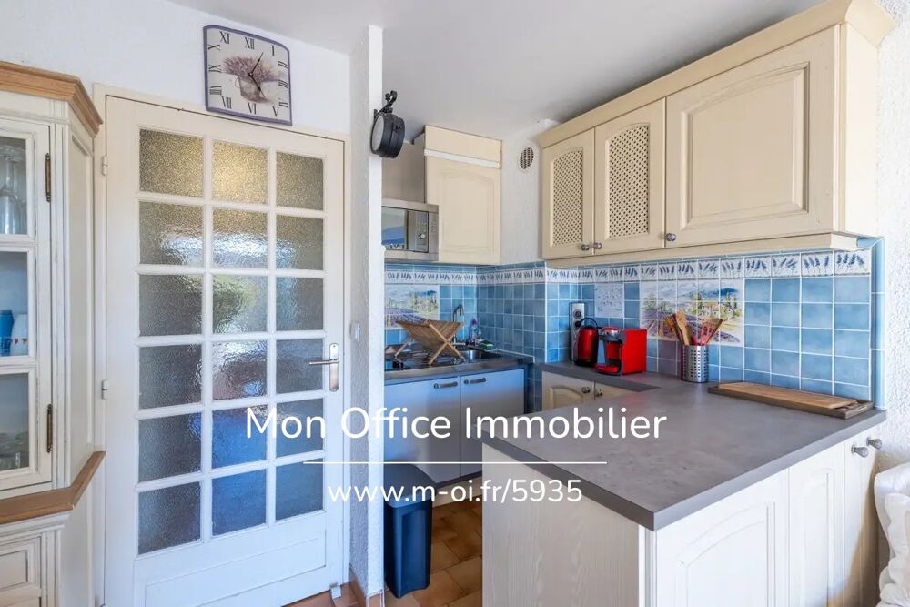 Vente Appartement Référence : 5935-MDI - Studio à 950 mètres du port avec jardin Bandol