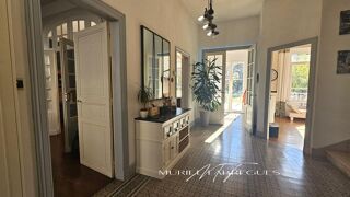  Maison  vendre 15 + pices 530 m