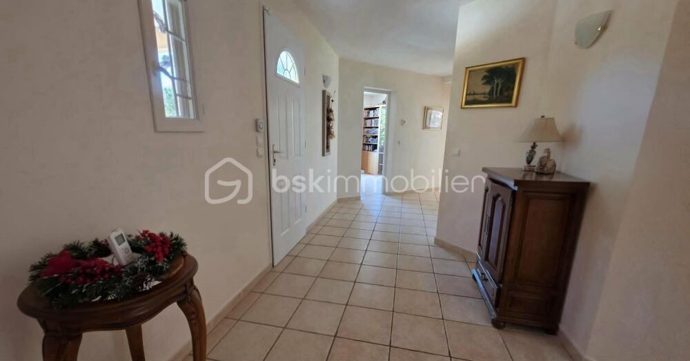 A Les Arcs (Var) - Villa de 170 m² - 4 chambres - Piscine - Garage