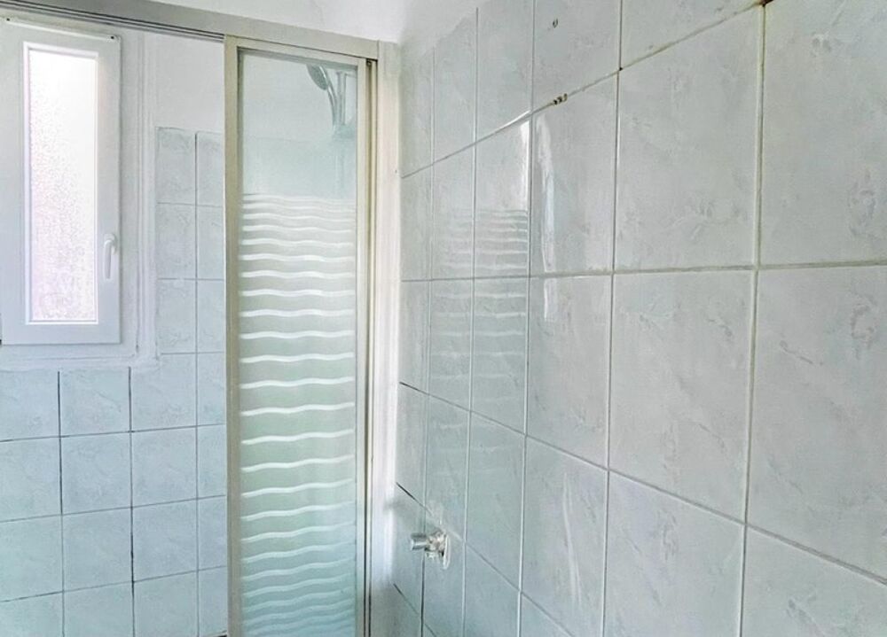 Vente Appartement Appartement à vendre 2 pièces PARIS 18EME ARRONDISSEMENT (75) Paris 18