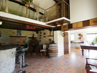  Maison � vendre 7 pi�ces 300 m�