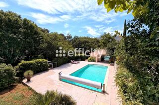  Propriété/château à vendre 6 pièces 207 m²