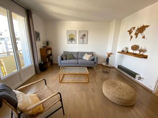 Appartement à louer 4 pièces 90 m²